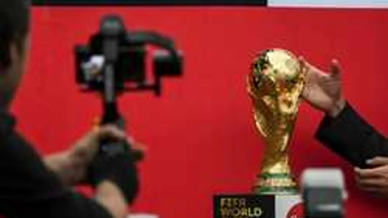 Ki nyeri a vb-t? Megtippelték a magyar sztárok