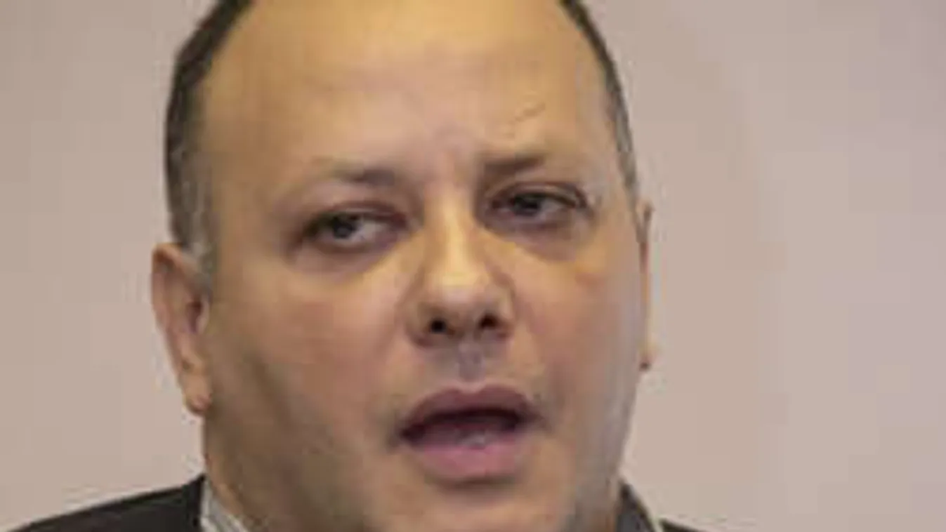 Damu Roland terhes neje kitálalt, erre te sem számítottál!