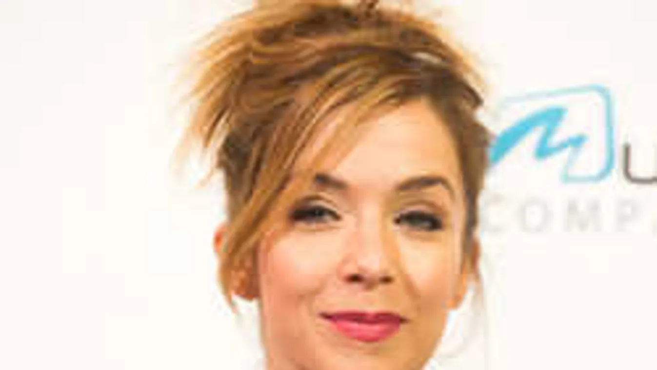 Perel a magyar színésznő, a nevével verik át az embereket!