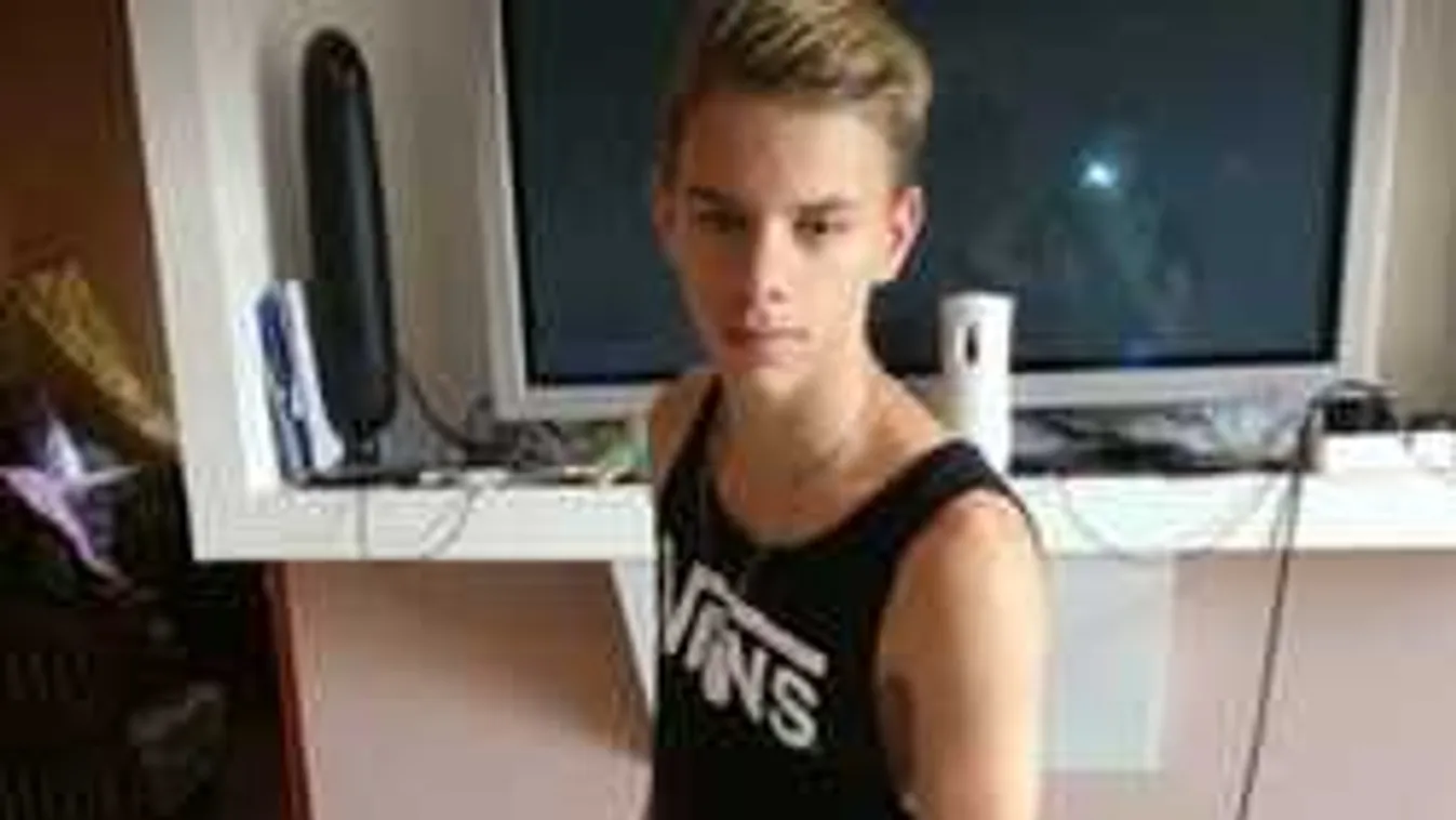 Elmenekült otthonról a magyar énekes: Édesapja összeomlott!