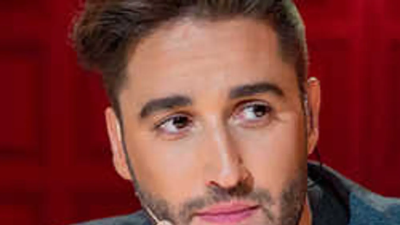 Király Viktor elhagyja az országot