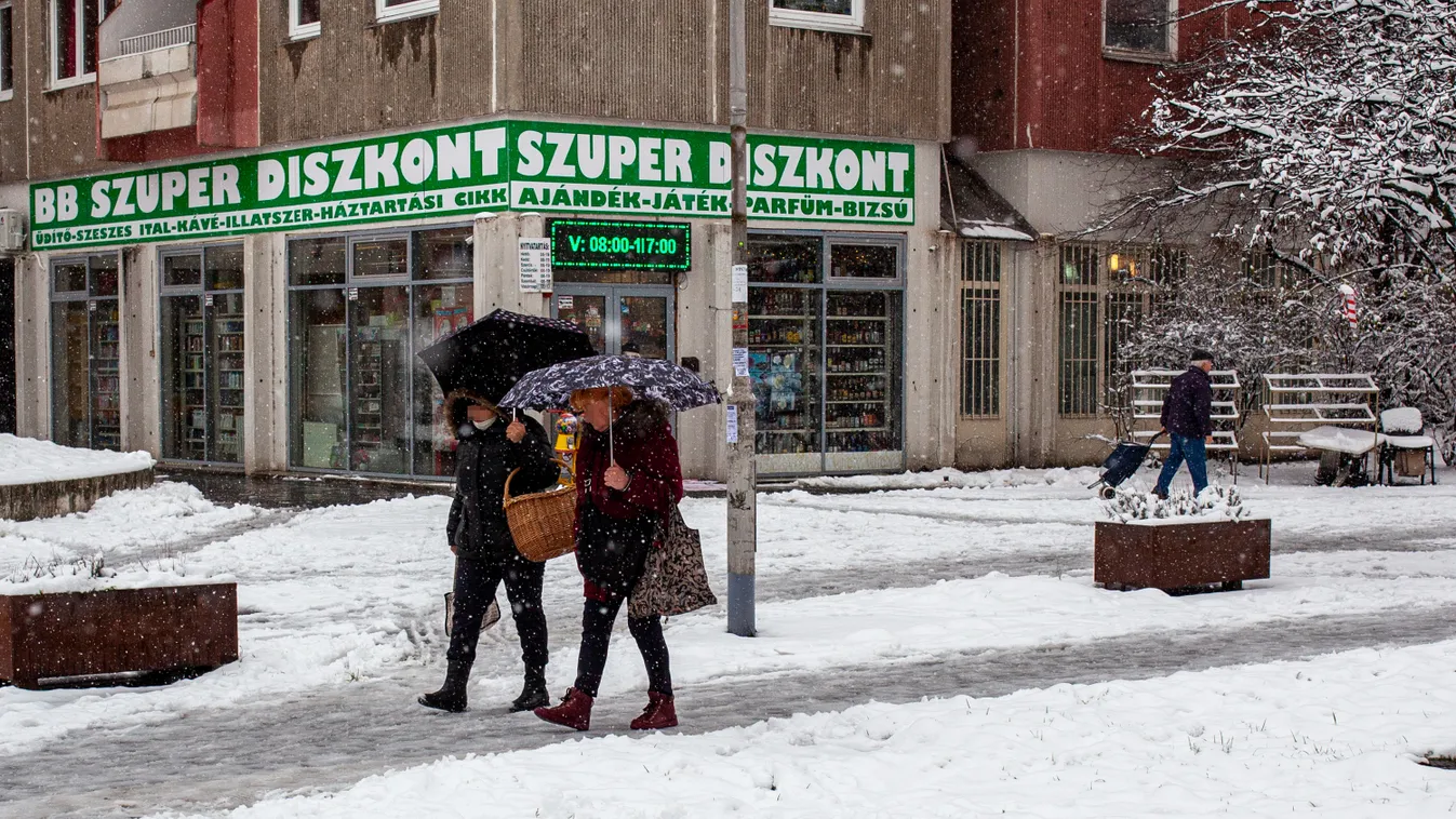Szakadó hóval tér vissza a kemény tél: ekkor érkezik az ítéletidő