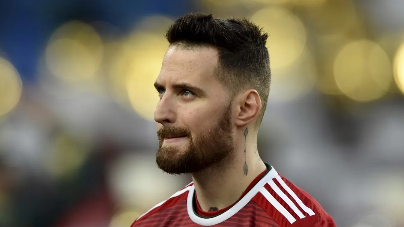 Óriási magyar blama Kínában, Kádár pirossal mutatkozott be