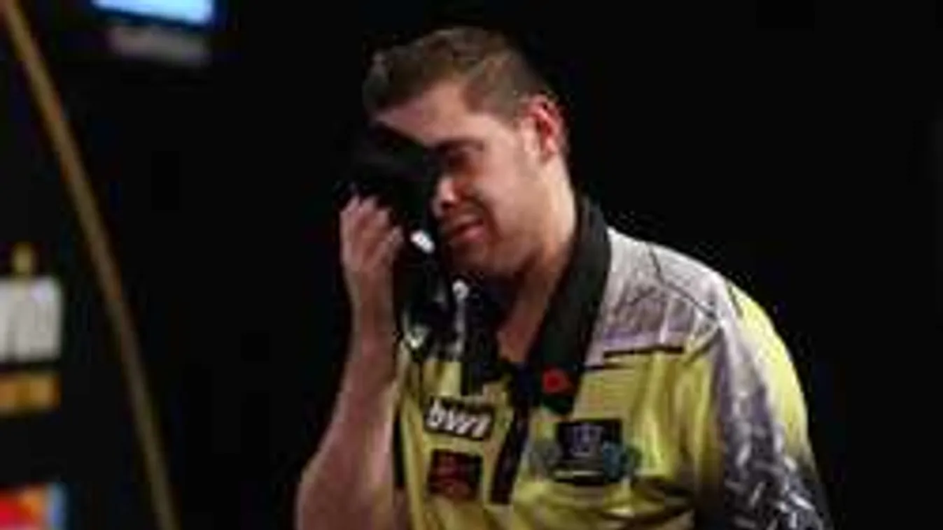 Meccs közben fakadt sírva a sztár, fura betegség kínozza