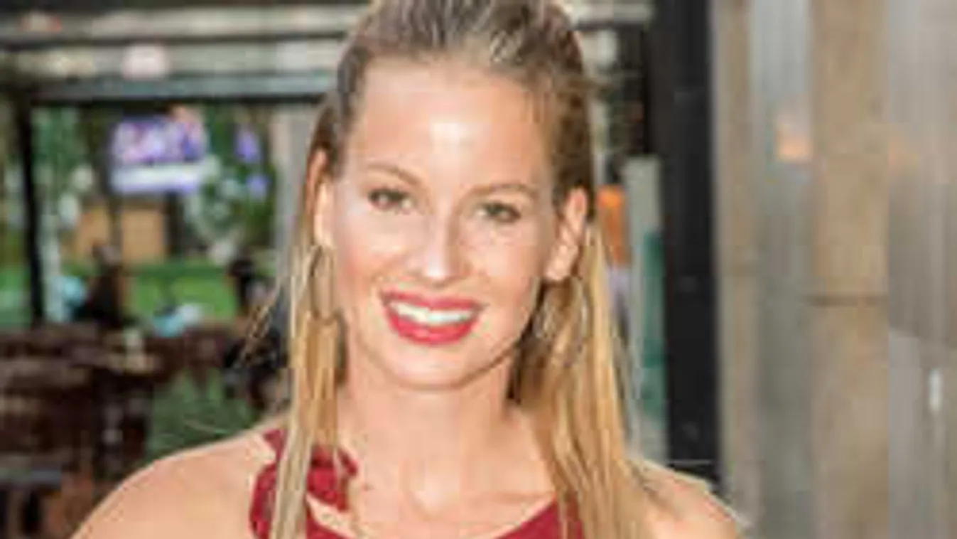 Lefotózták Mádai Vivi popsiját: lenyűgöző látványt nyújt