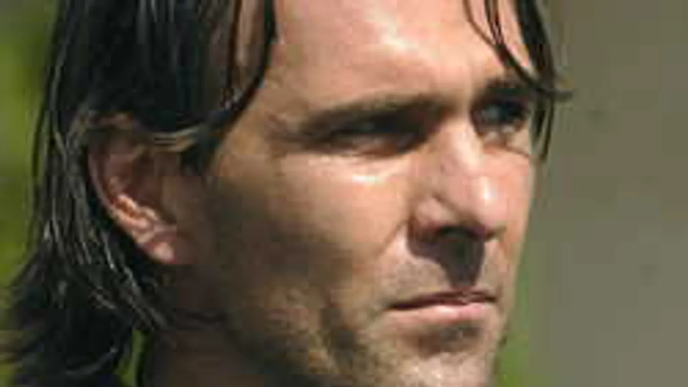 Szurkolói pletyka, mégis távozhat a Fradi legendája?