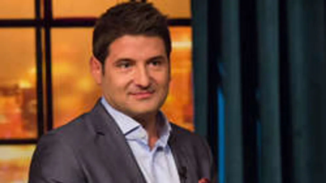 Hajdú Péter eltüntette a Facebookról Sarka Katát