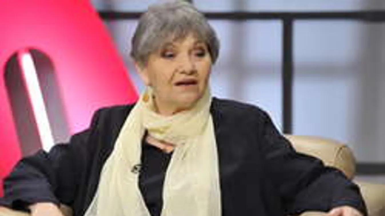 Összeroppant a gyásztól Pécsi Ildikó!