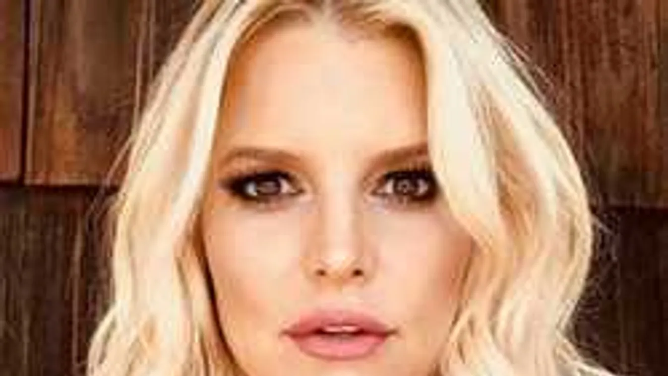 Nekiestek a rajongók a sztármaminak: ezért fordultak ellene