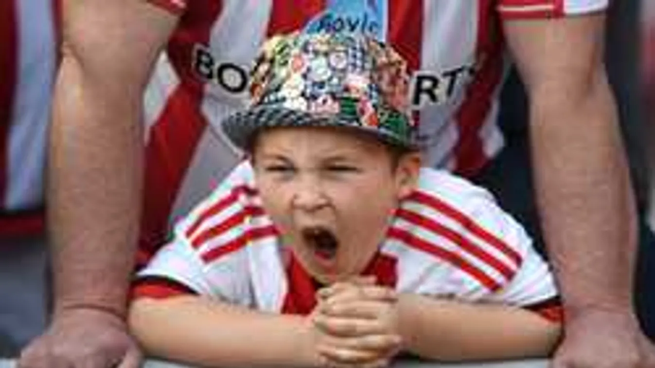 Bajban a foci, unalomba fulladnak a legjobb bajnokságok is