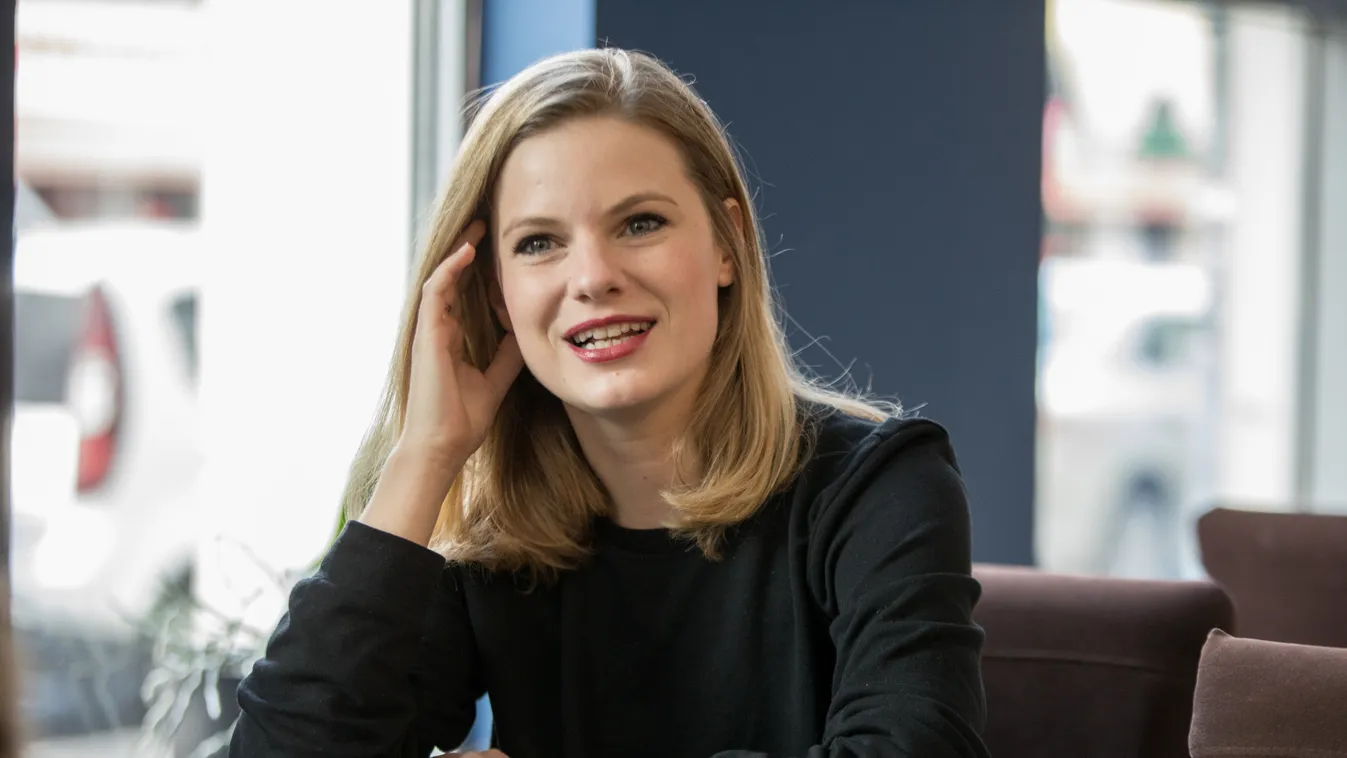 Orvost kellett hívni: Veszélybe kerülhet a TV2 sztárjának fellépése