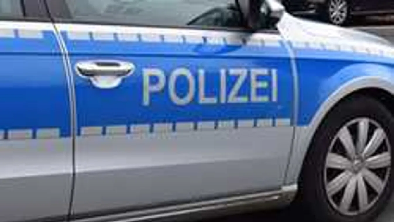 Robbanásveszély miatt ürítették ki az áruházat, lezárták a környéket