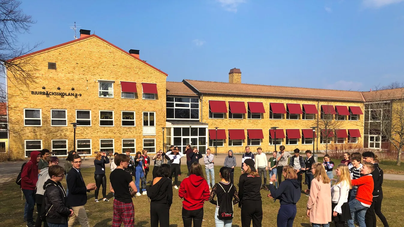 Egy tanóra keretein belül Allahhoz kellett imádkozniuk svéd kisiskolásoknak