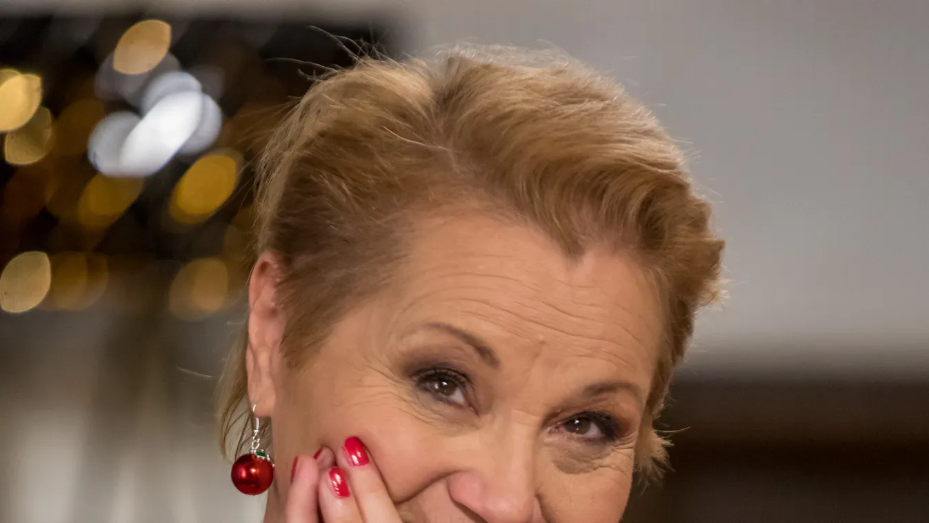 Bay Éva: Ha Szlávik doktor azt mondja, jó a vakcina, én oltatok