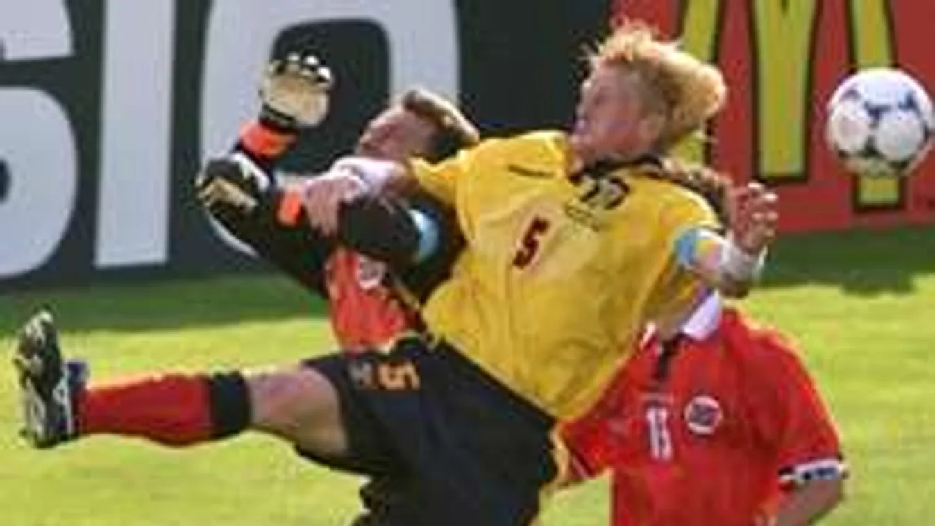 Durván zaklatta exét, lecsukták a futballsztárt