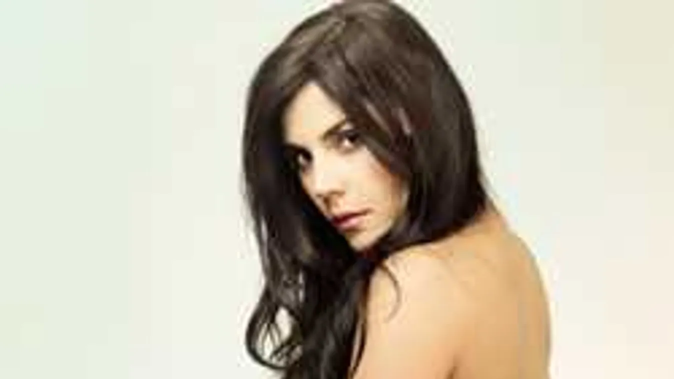 Itt láthatsz naponta szilikonos félmeztelen csajokat a tévében +18