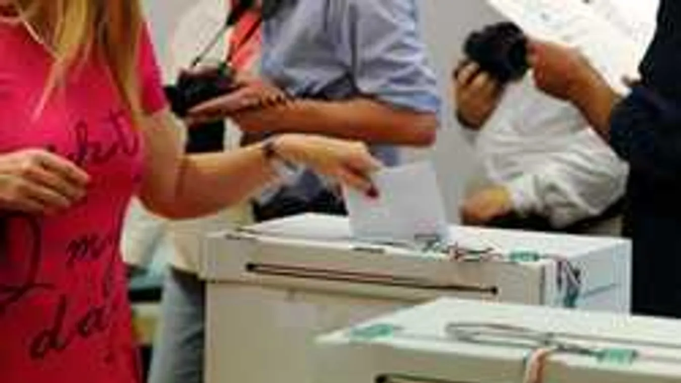 Itt az eredmény: közel 54 százalékos a részvételi arány három órakor