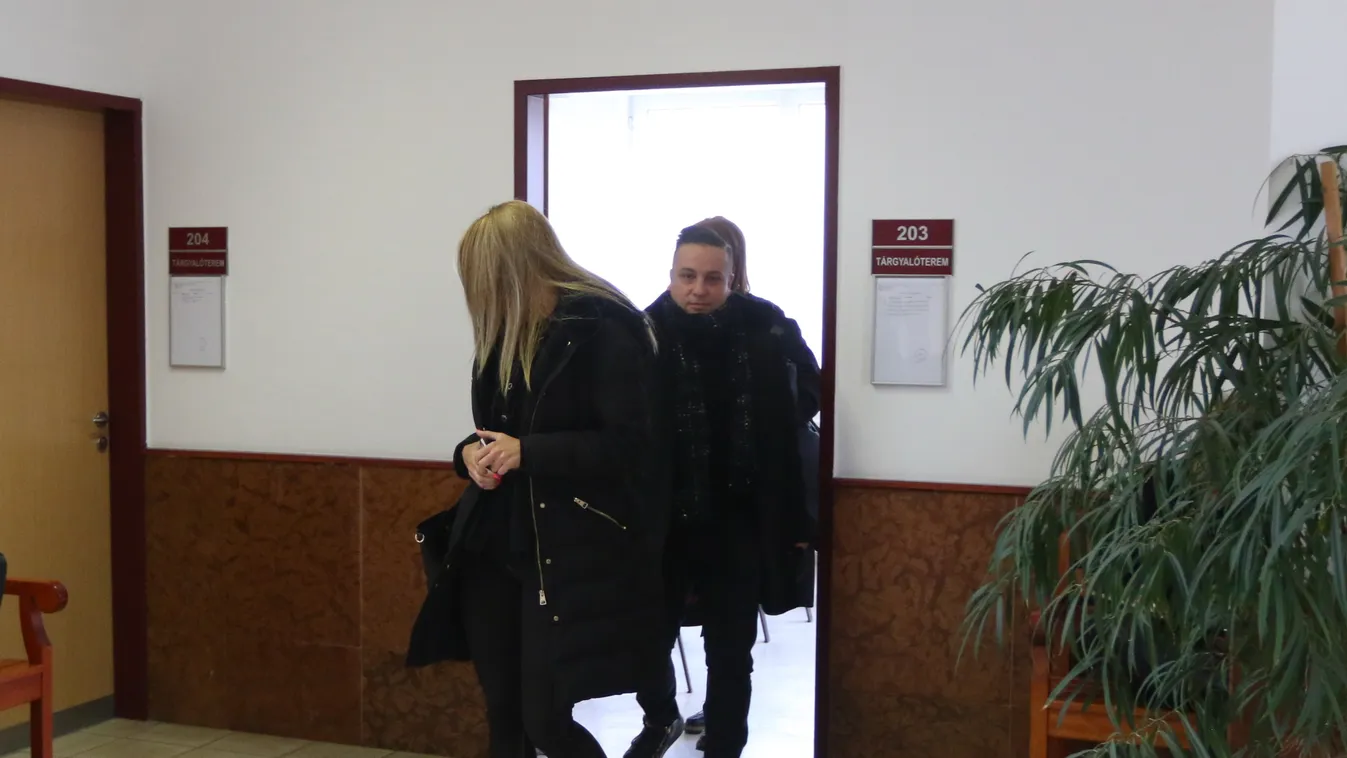 Bíróságon jártak: L.L. Junior és Csilla megállapodtak a fiuk sorsáról
