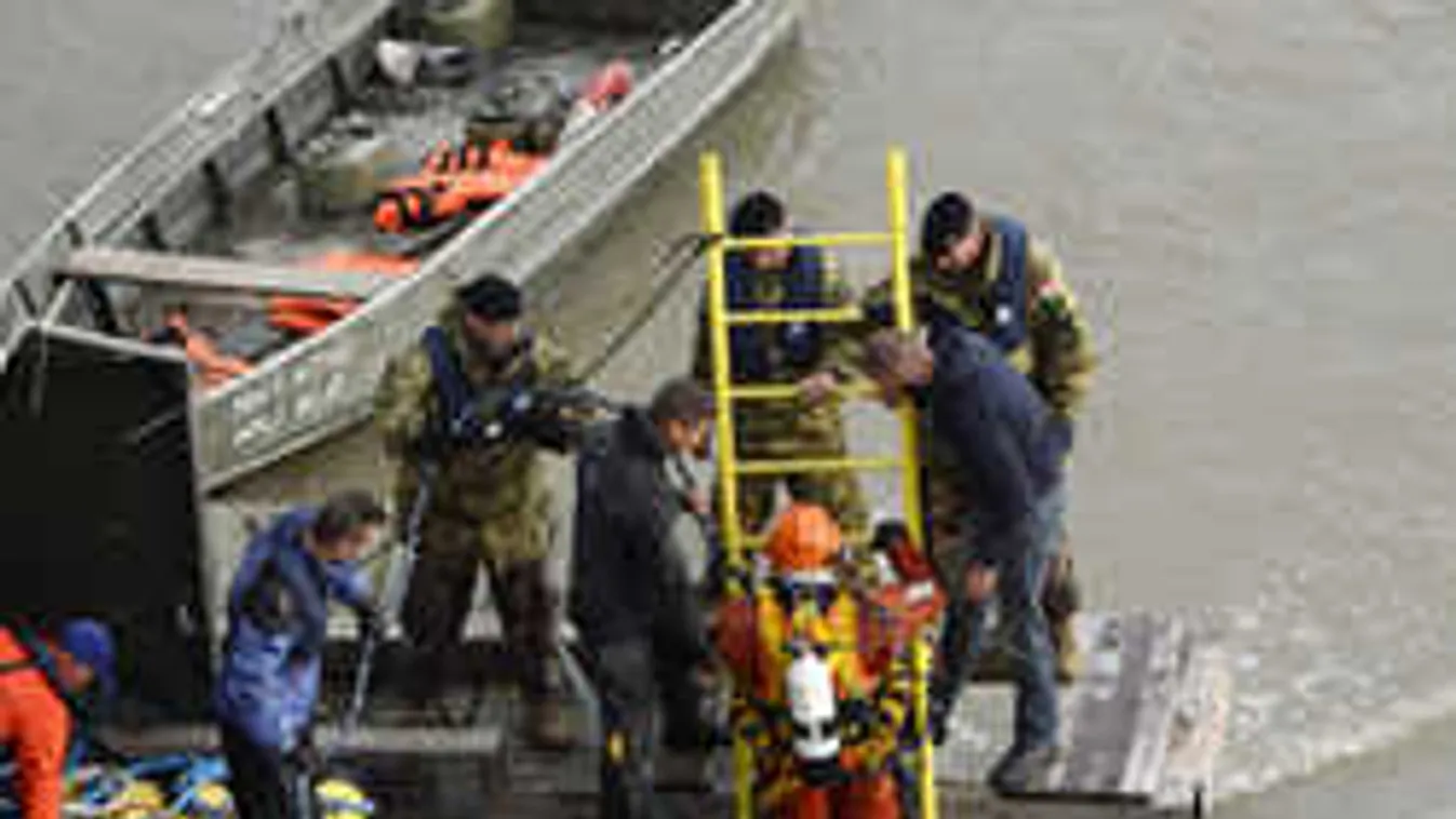 Drámai részletek, ilyen mélységben bukkantak rá a hajóroncsra a Dunában