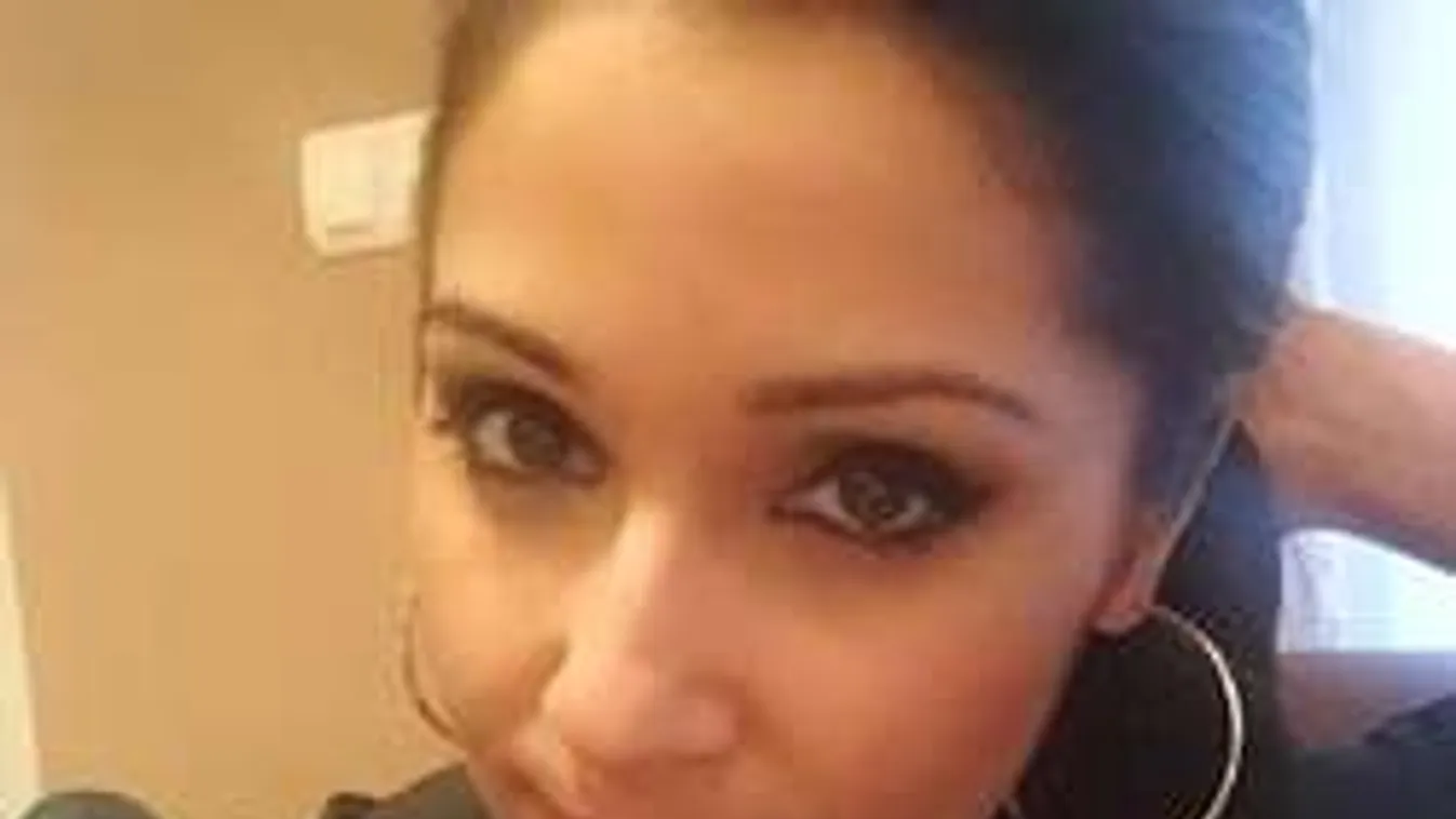 Öngyilkosságra készül Nótár Mary rajongója!