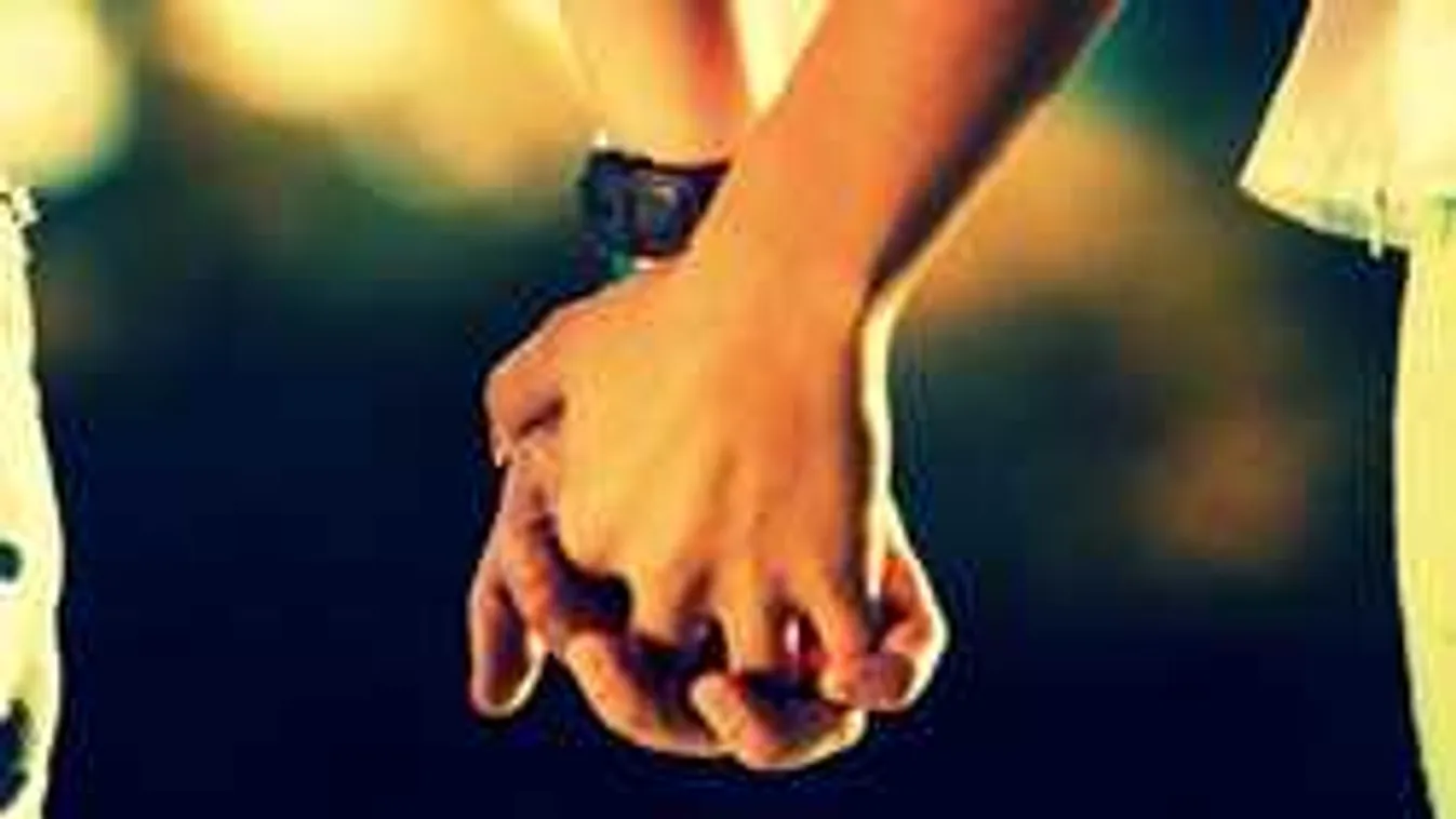 Hogy fogod a párod kezét? Ezt jelenti!