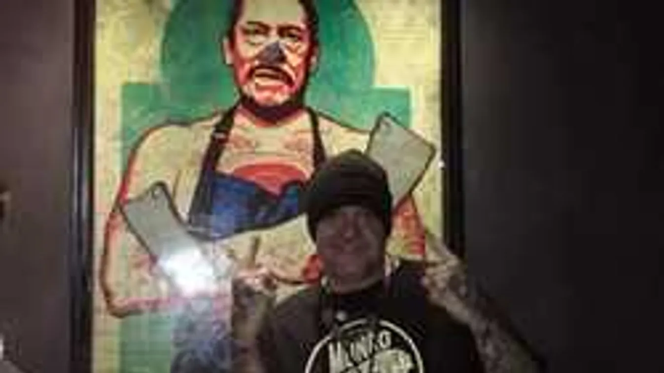 Nagyon meghatódott, repülővel hozatták a magyar rapper ajándékát