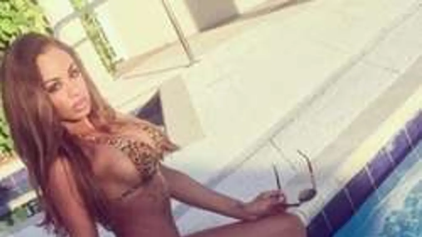 Válogatott focistákat gyűjt a szexi modell - fotók