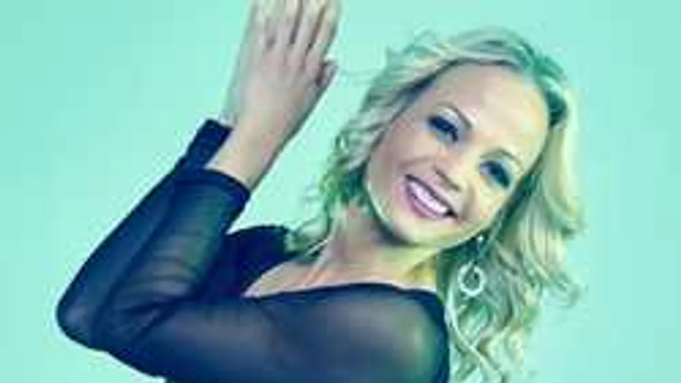 Erre senki sem számított: anya lett a magyar énekesnő