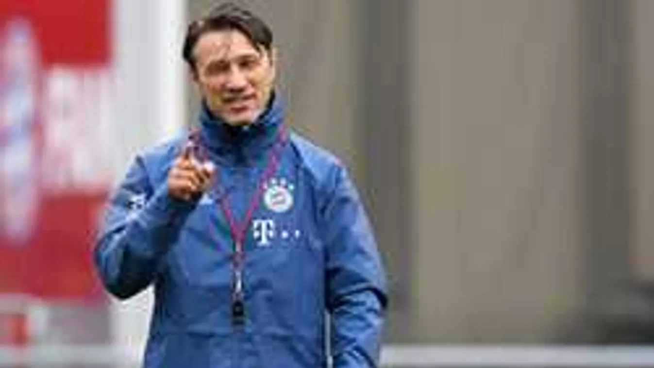 Kiderült, ő a legszexibb a focipályák mellett