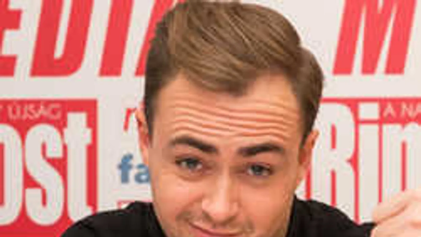 Fájdalmait leplezve állt színpadra a Sztárban Sztár énekese