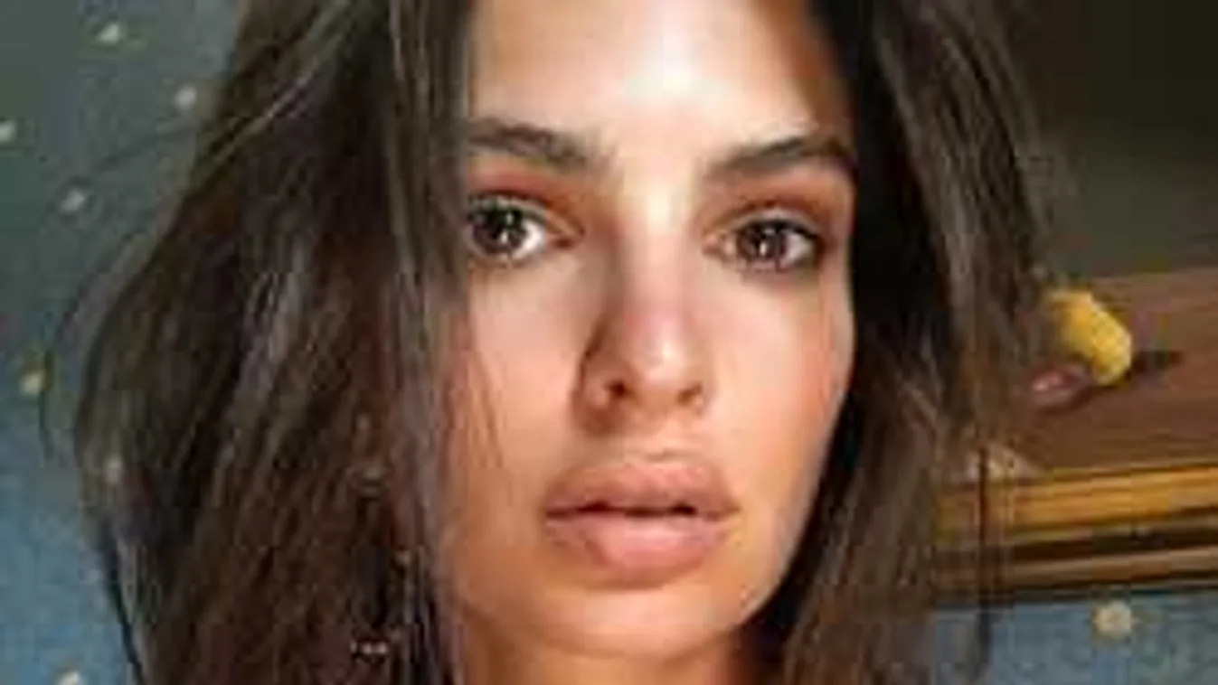 Se bugyi, se melltartó: ledobta a textilt a szexi topmodell - Fotó, 18+