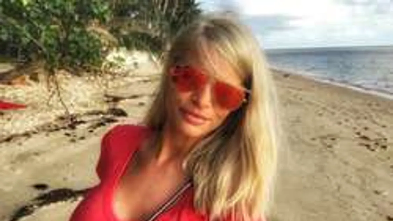 Tangás magyar celebfenék nem csobbant még ekkorát!