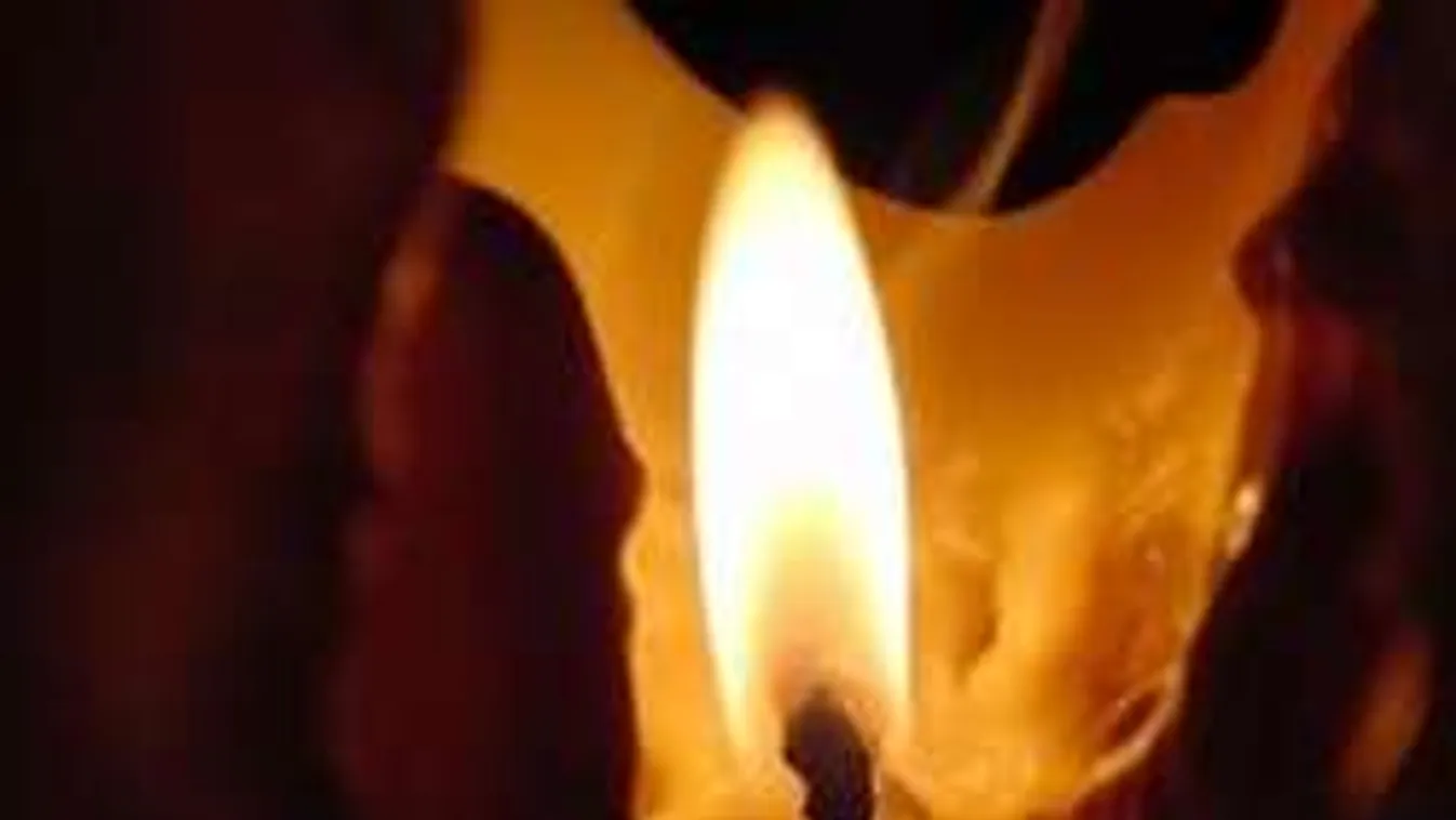 Több száz mécses égett a tragikusan elhunyt Brigittáért