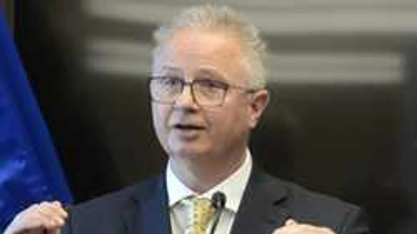 Trócsányi: Ragaszkodunk az eredeti uniós szerződéshez