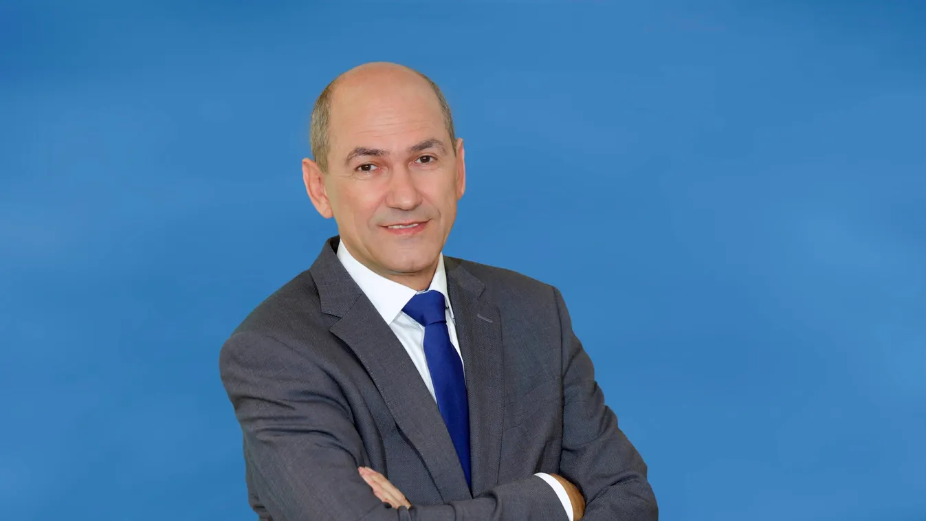 A szlovén kormányfő intelmek helyett segítséget vár