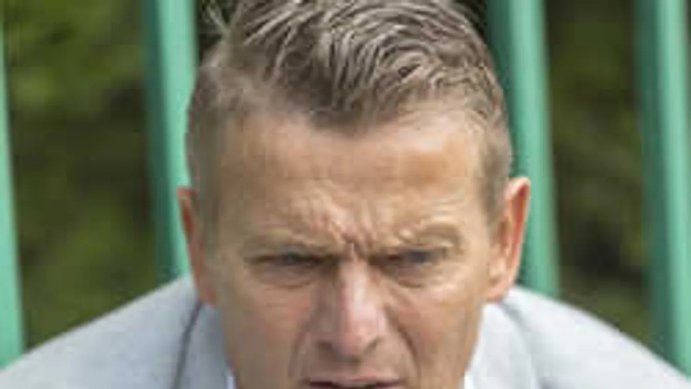 Rékasi Károly őszinte vallomása: képtelen tükörbe nézni a balesete óta