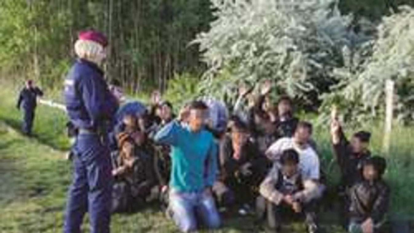 Csak úgy özönlenek az illegális belépők a déli határnál