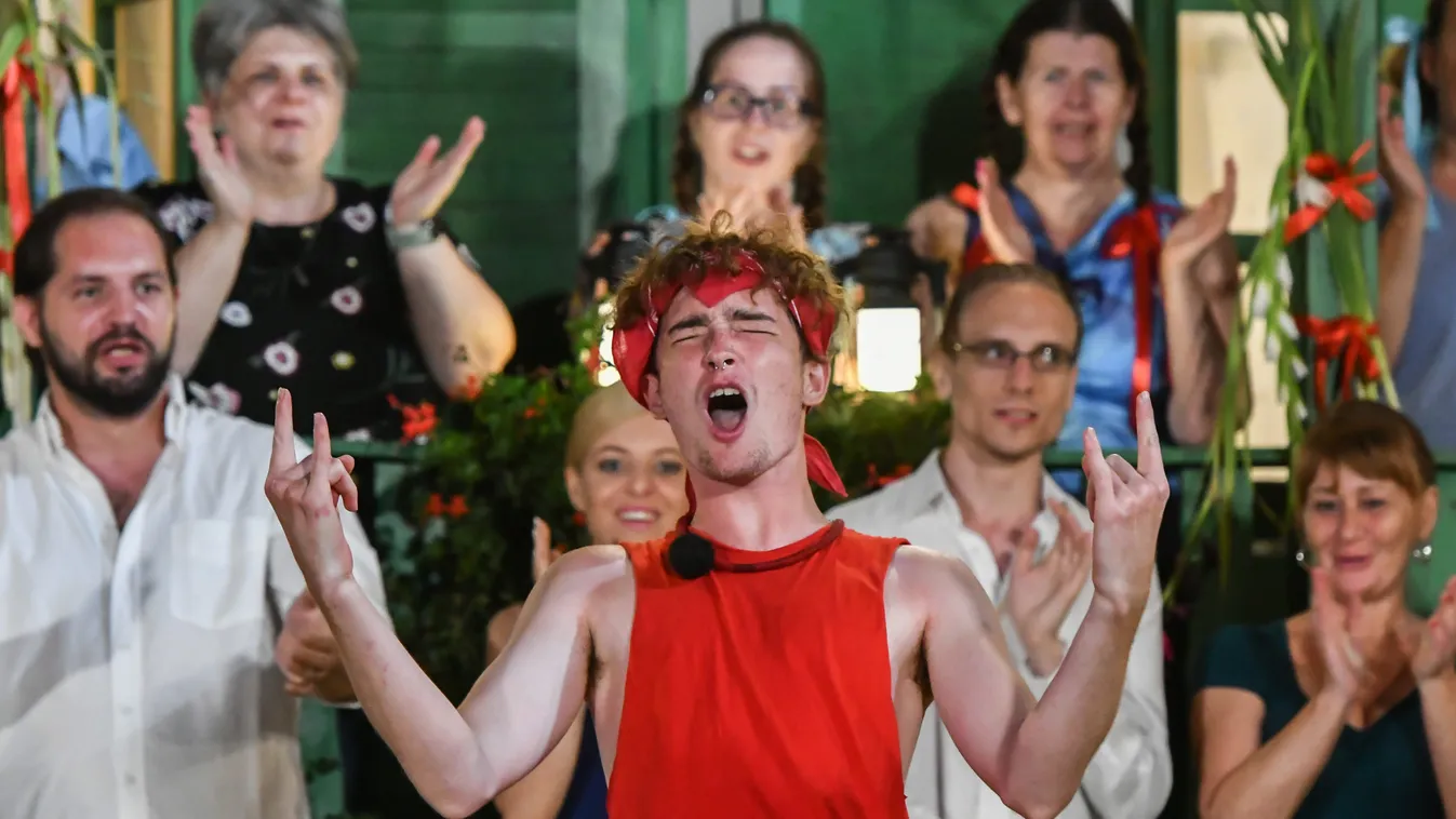 Csúnyán kikosarazták a TV2 fiatal milliomosát