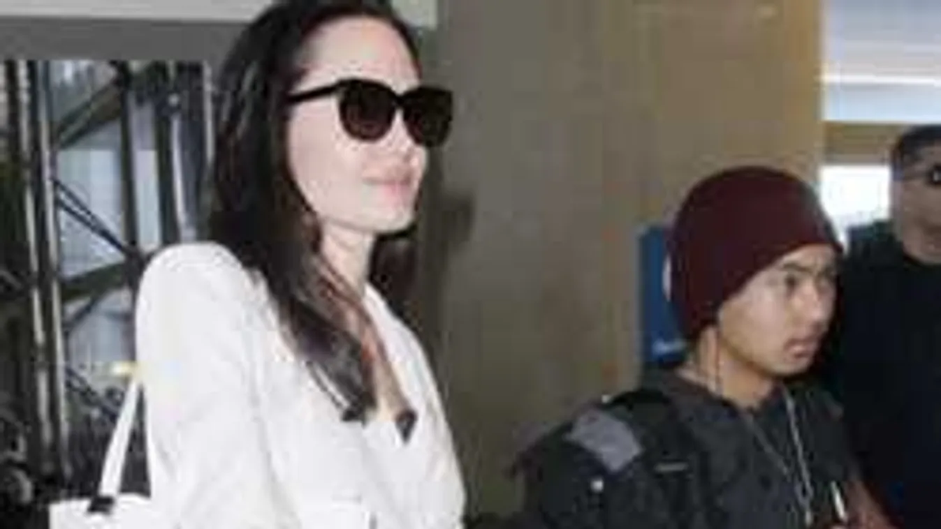 Nagyfia be akarja pasiztatni Angelina Jolie-t