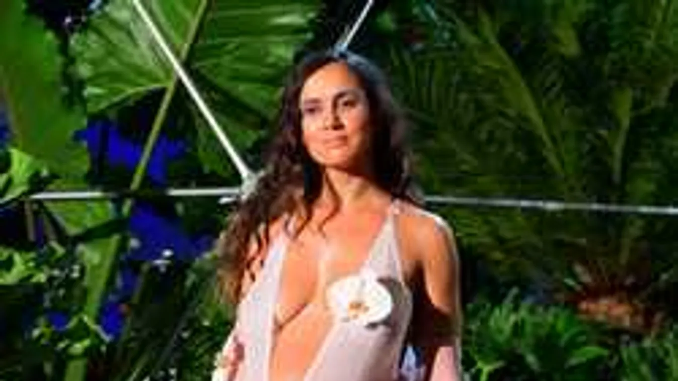 Ennél bizarrabb bugyit még nem láttál, ráadásul Rihanna tervezte