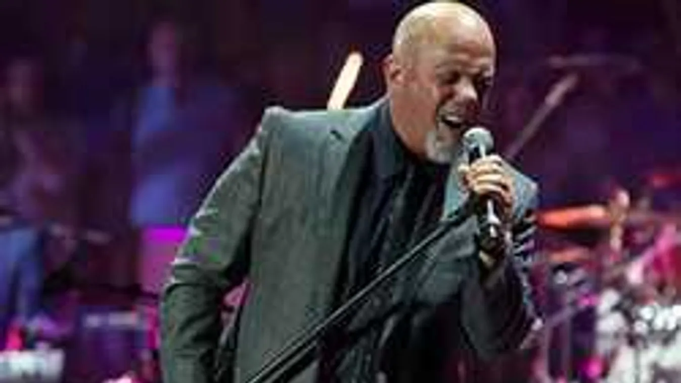 Nagy bejelentést tett a népszerű énekes, kora ellenére is bevállalta