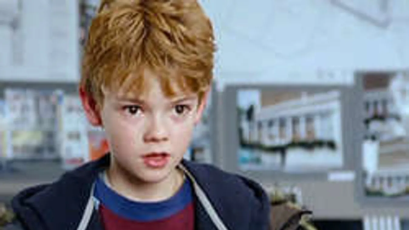 Bizarr! Gyereknek néz ki a lassan harmincas színész - Fotó