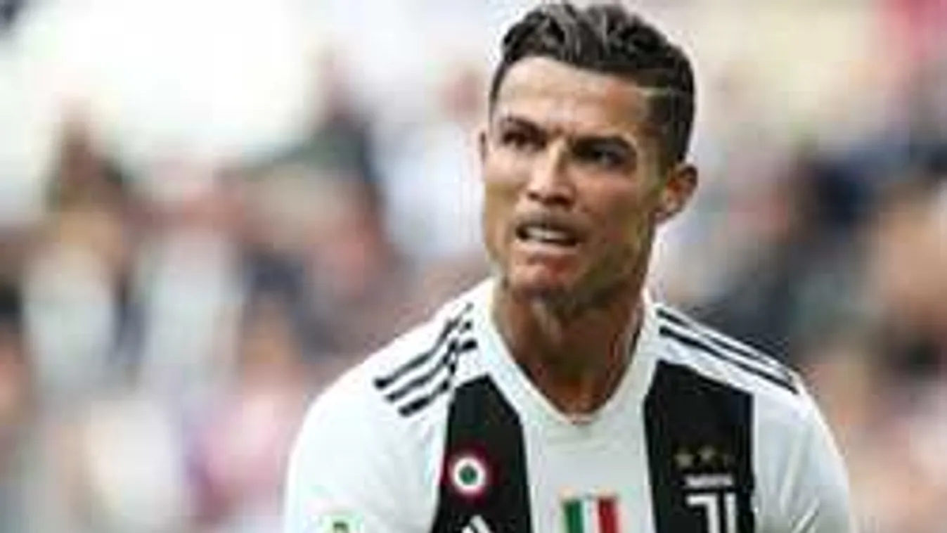 Ronaldóval nem könnyű, kínlódik mellette a csapattársa