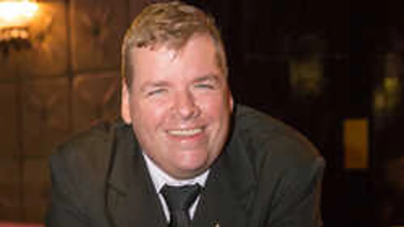 Milliárdokat osztana szét a Nemzet Unokája