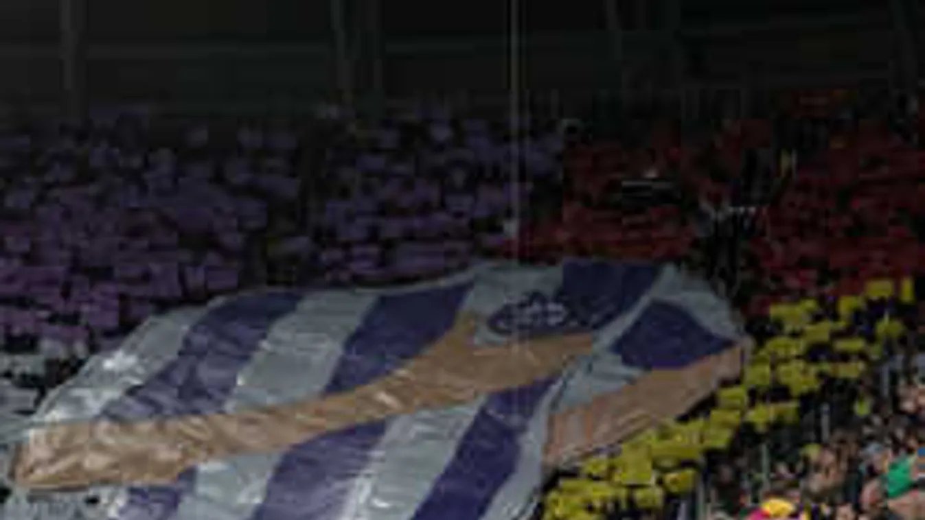 Kíméletlen boksz a lelátón, kirúgta munkatársait az Újpest