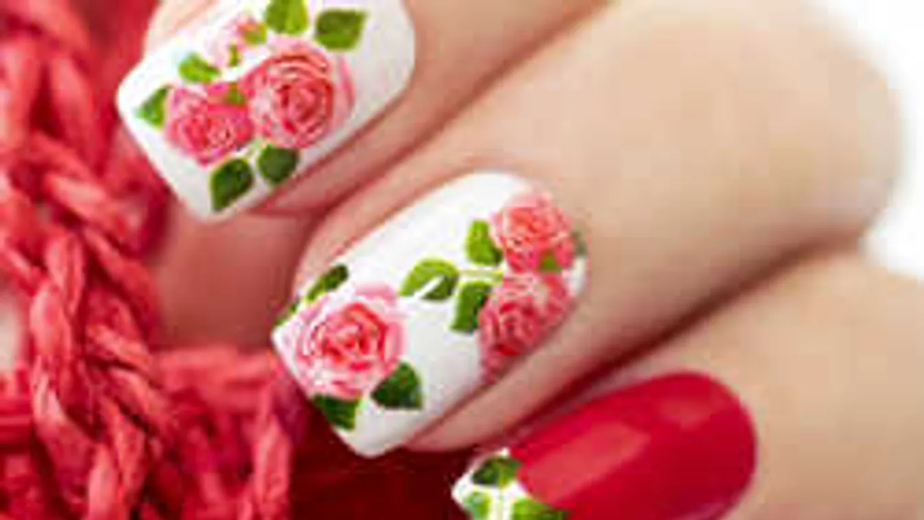 Órákig készül az új manikűr, mégis imádják a nők