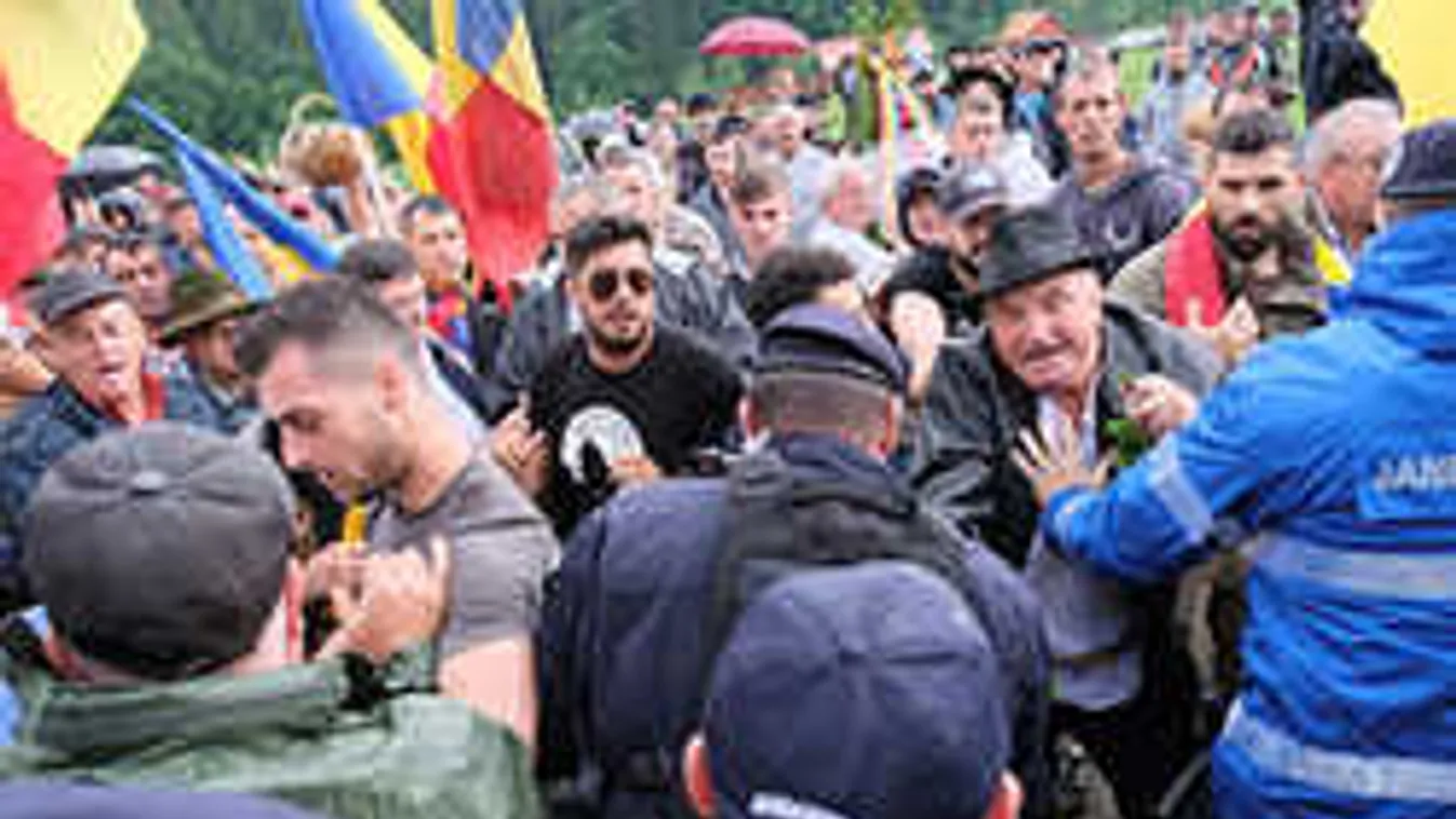 Nyakig benne vannak román politikusok a provokációban