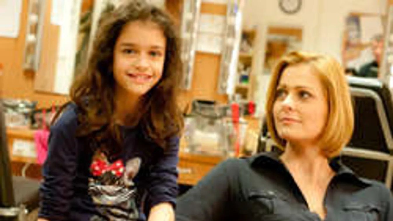 Mentővel szállították kórházba a TV2 sztárjának kislányát