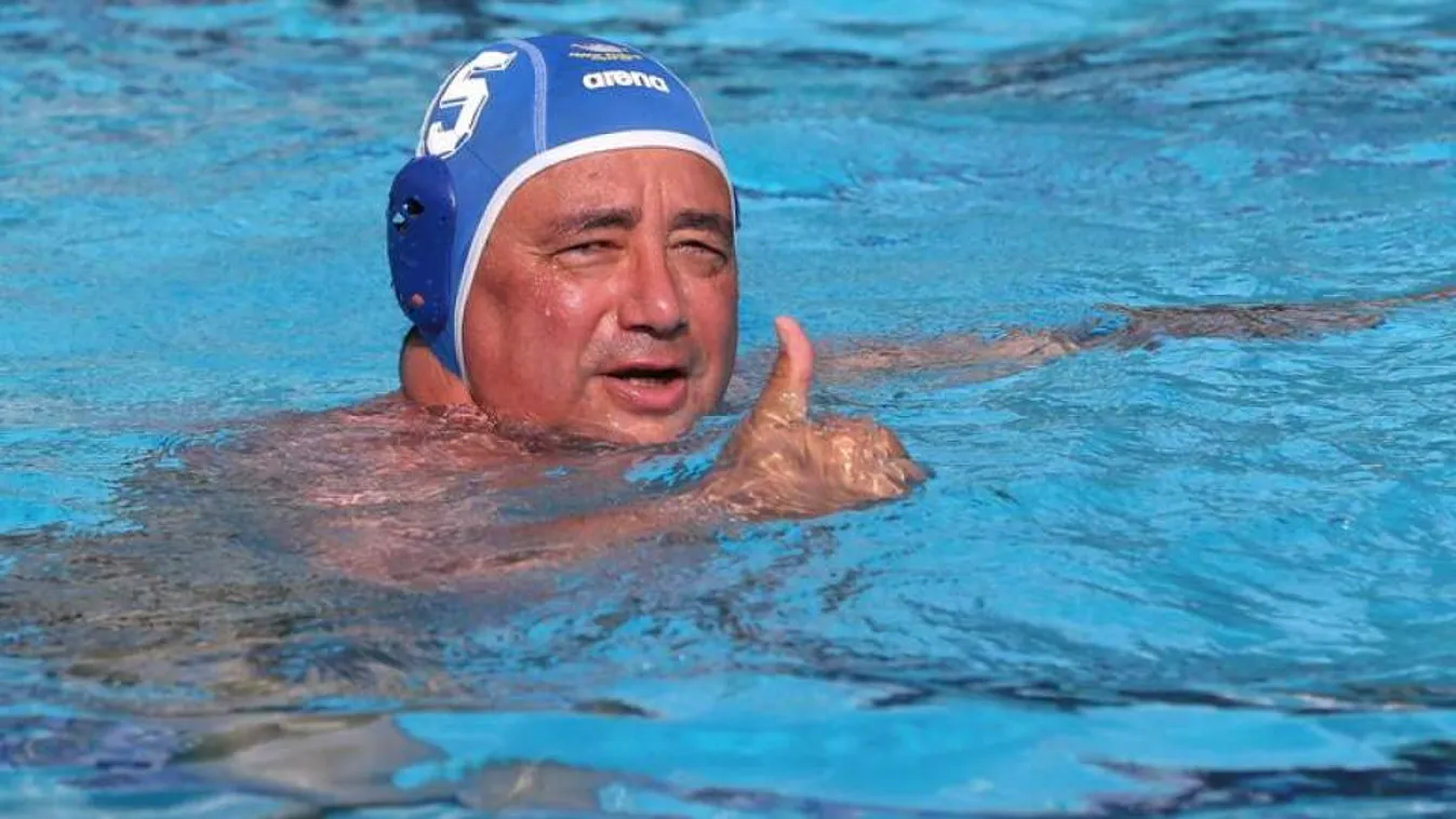 Így még biztosan nem láttad dr. Merkely Bélát