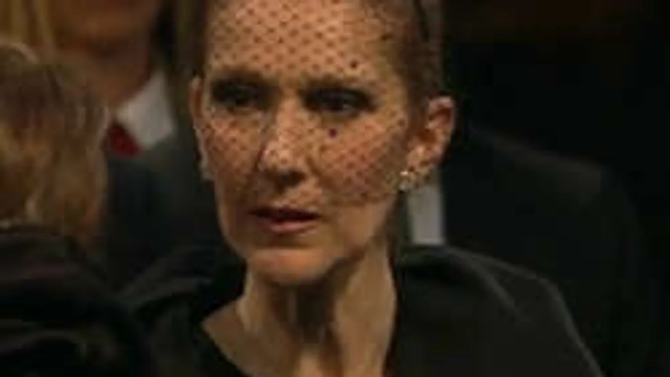 Összetört férje koporsójánál Céline Dion